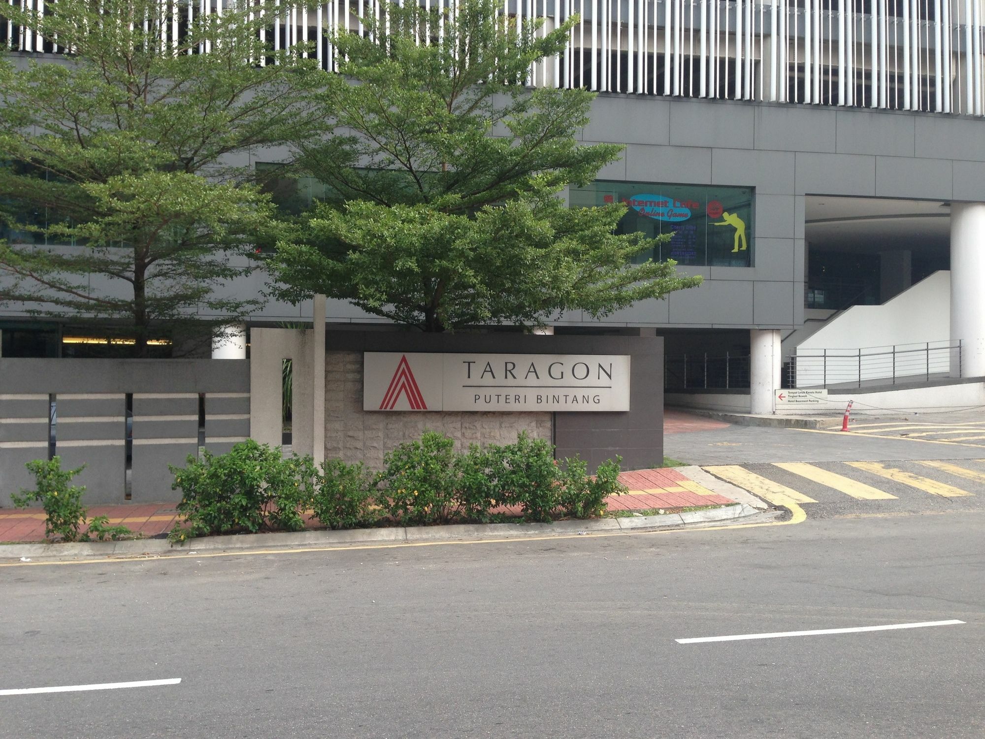 Kl Service Suite At Taragon Kuala Lumpur Luaran gambar